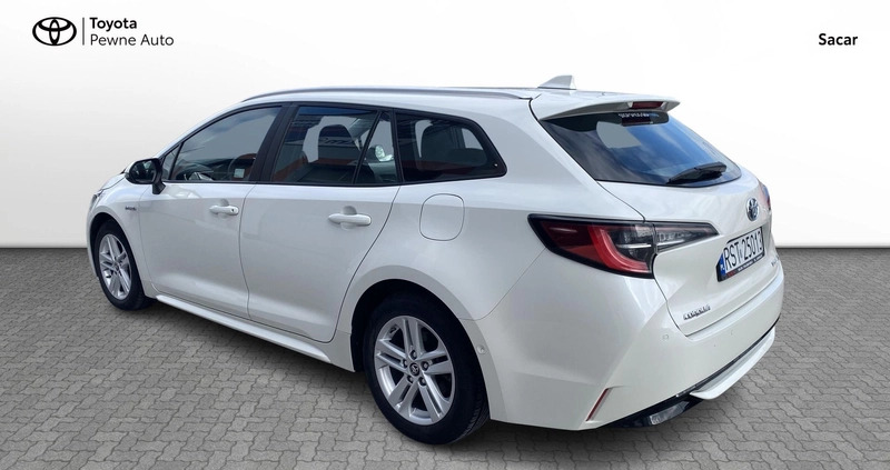 Toyota Corolla cena 71900 przebieg: 176500, rok produkcji 2019 z Poddębice małe 106